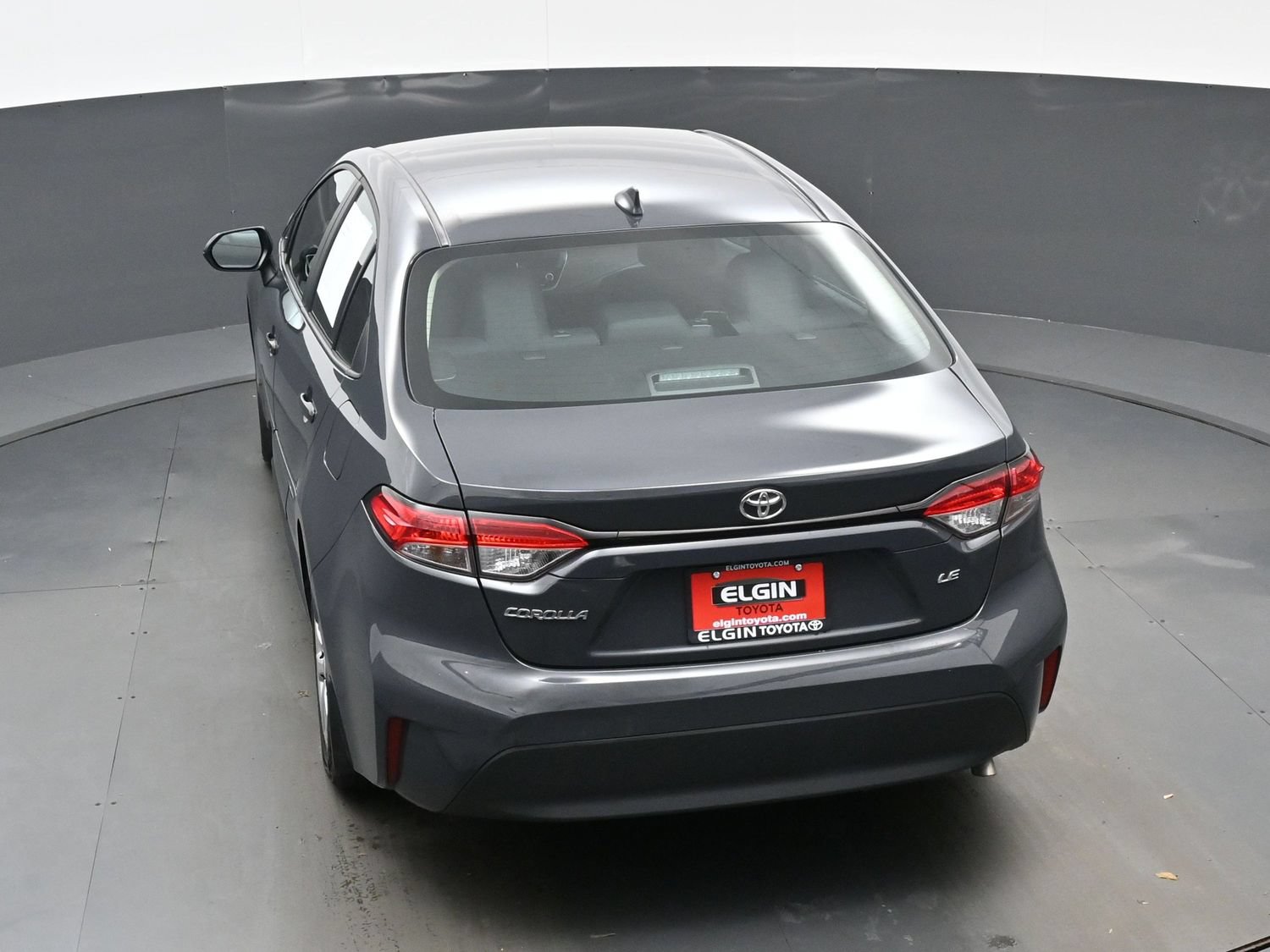 Used 2025 Toyota Corolla LE FWD image 37