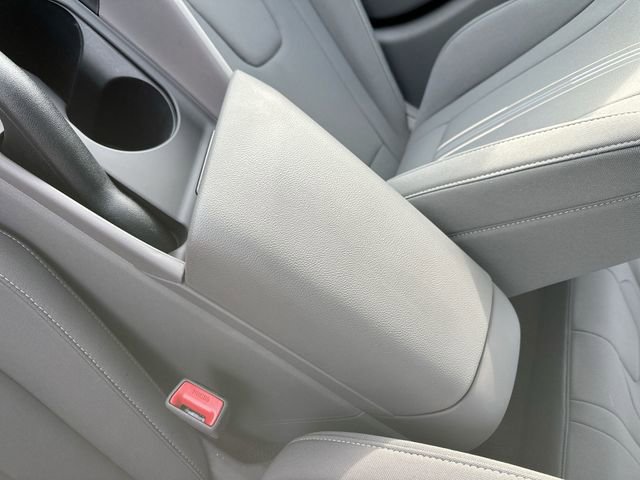 Used 2024 Hyundai Elantra SEL image 24