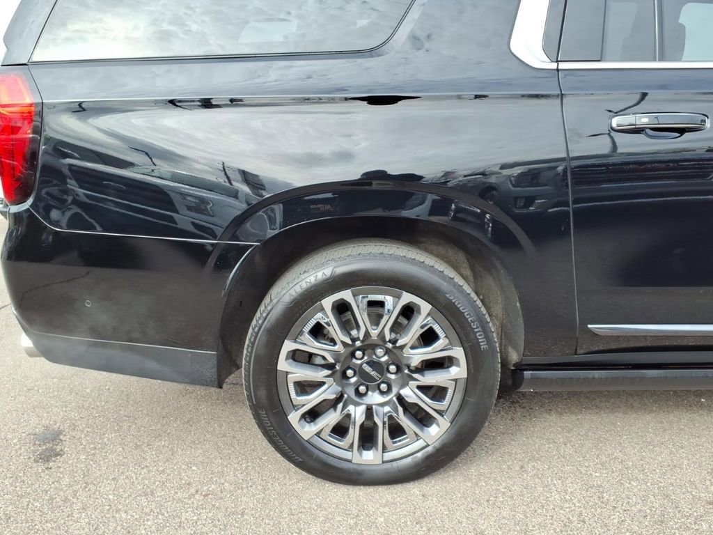 Used 2023 GMC Yukon XL Denali Ultimate image 28