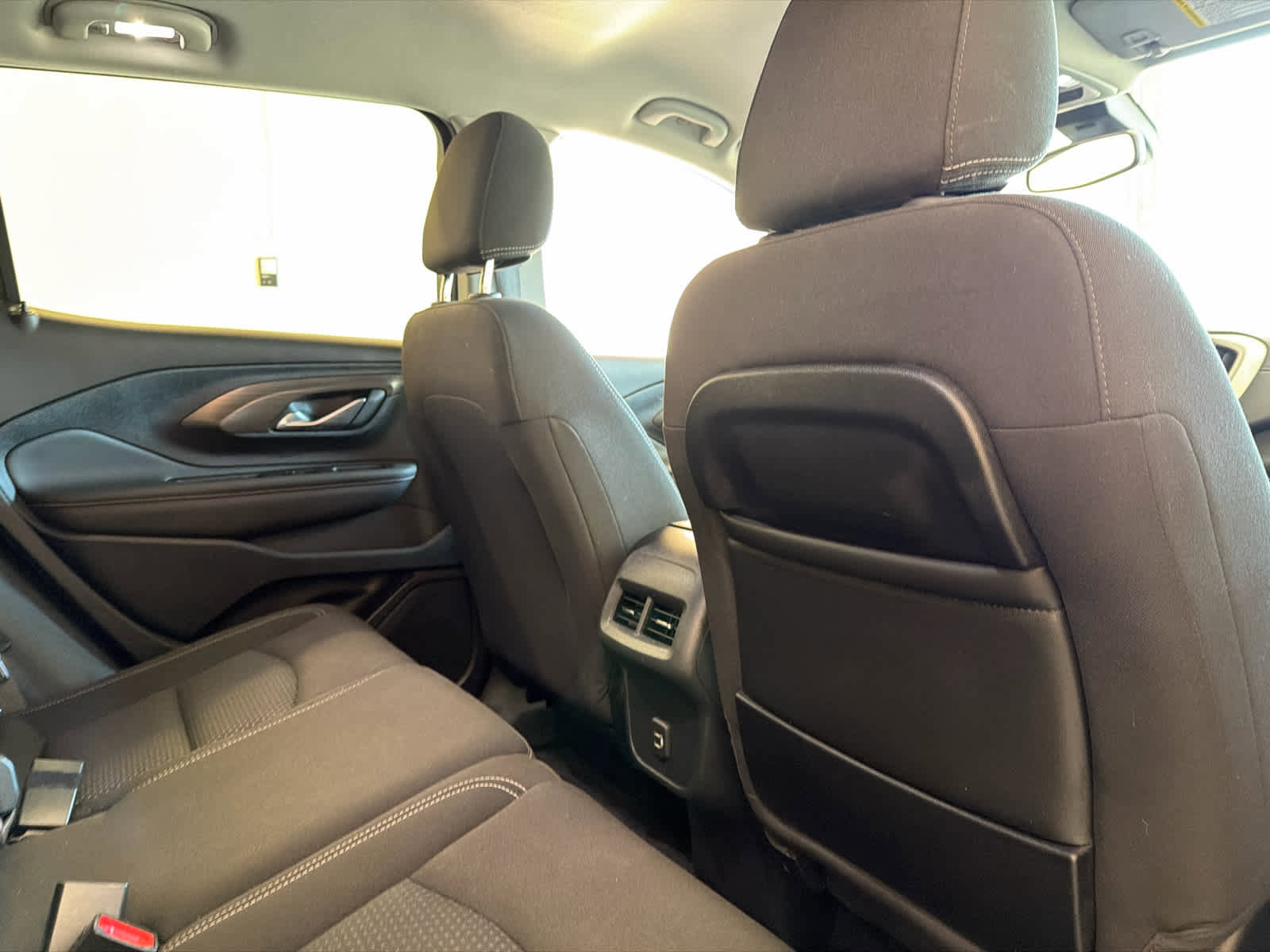 Used 2023 GMC Terrain SLE w/ Driver Convenience Package FWD image 31