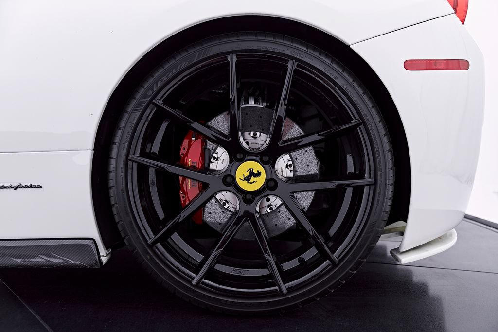 Used 2014 Ferrari 458 Spider RWD image 50
