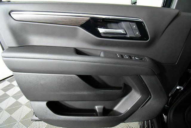 New 2026 Chevrolet Tahoe LS image 21