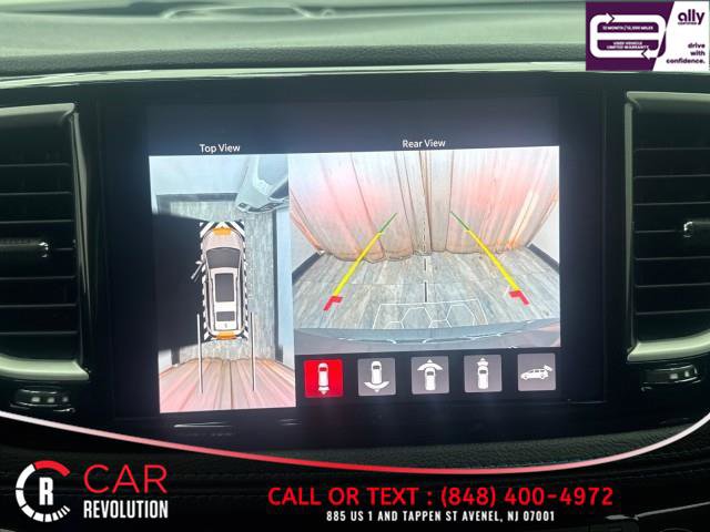 Used 2021 Chrysler Pacifica Touring-L image 26