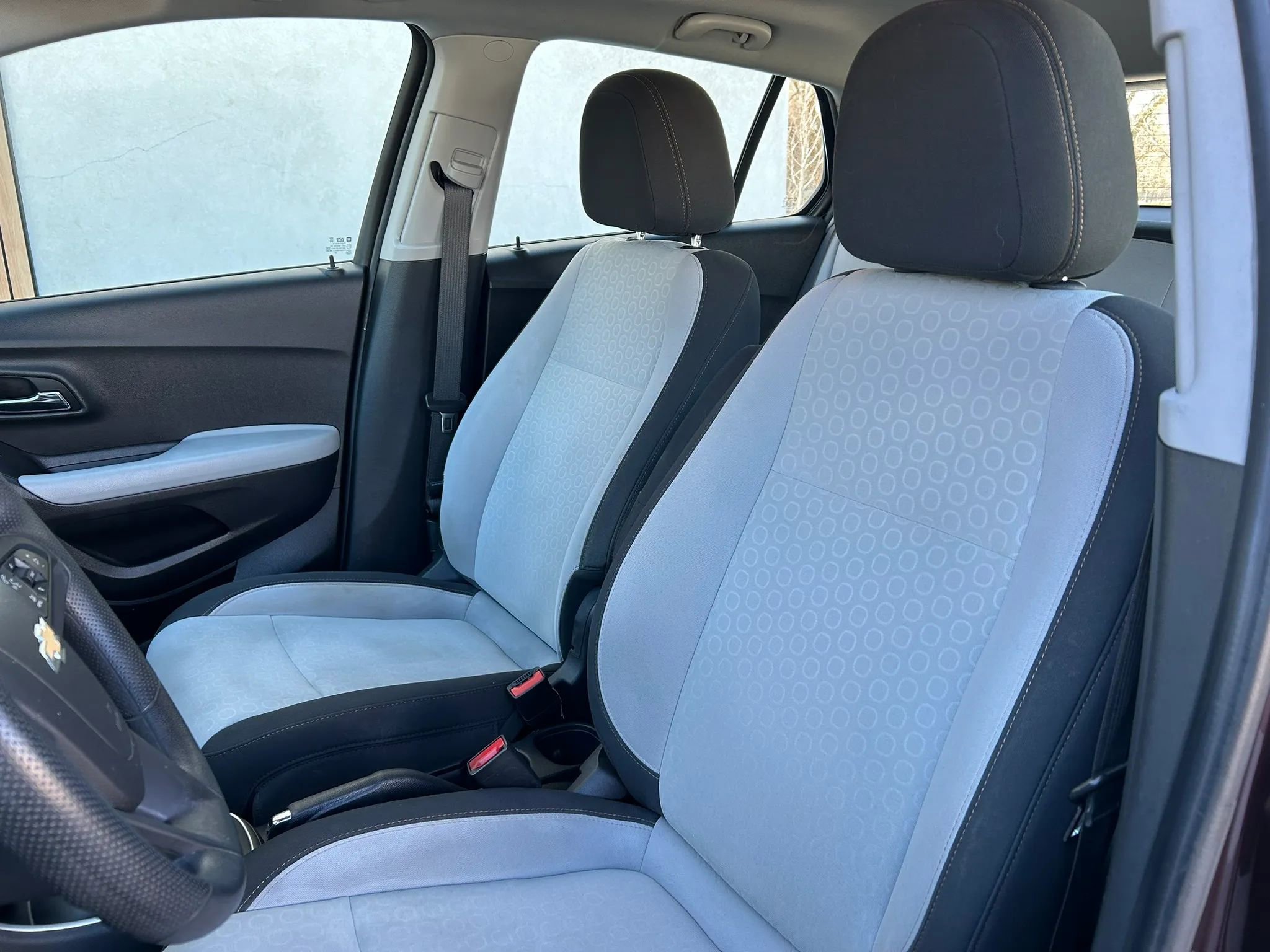 Used 2020 Chevrolet Trax LS image 16