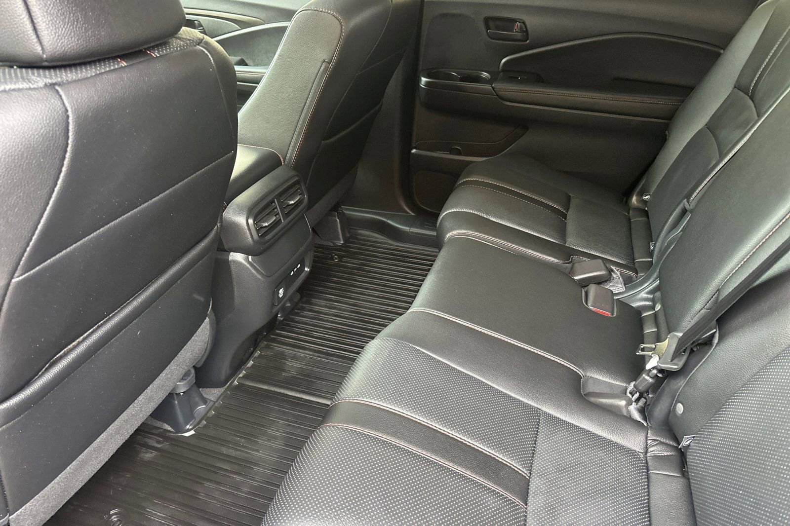 Used 2024 Honda Passport TrailSport image 13