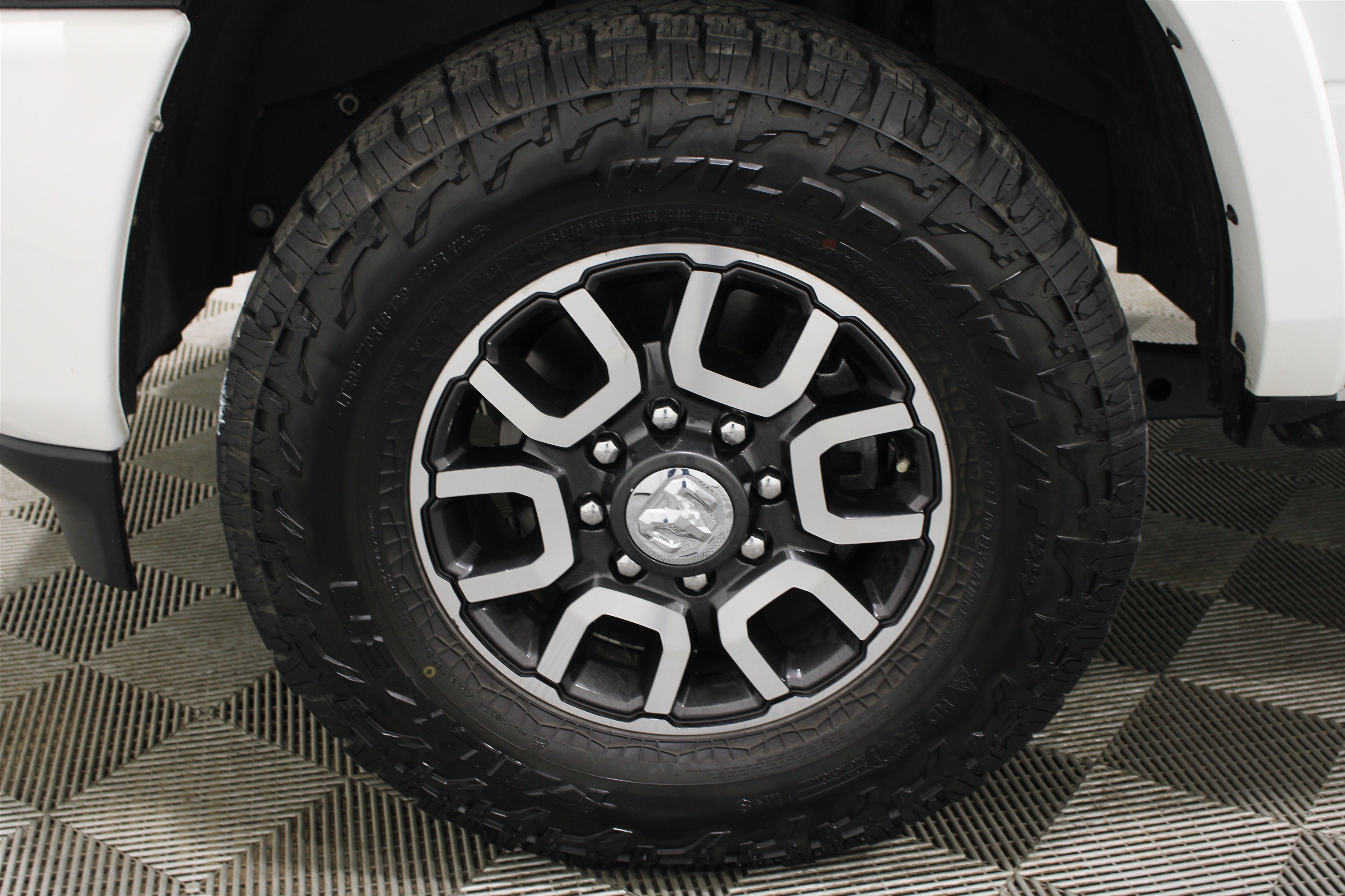 Used 2024 RAM 2500 Limited AWD/4WD image 38