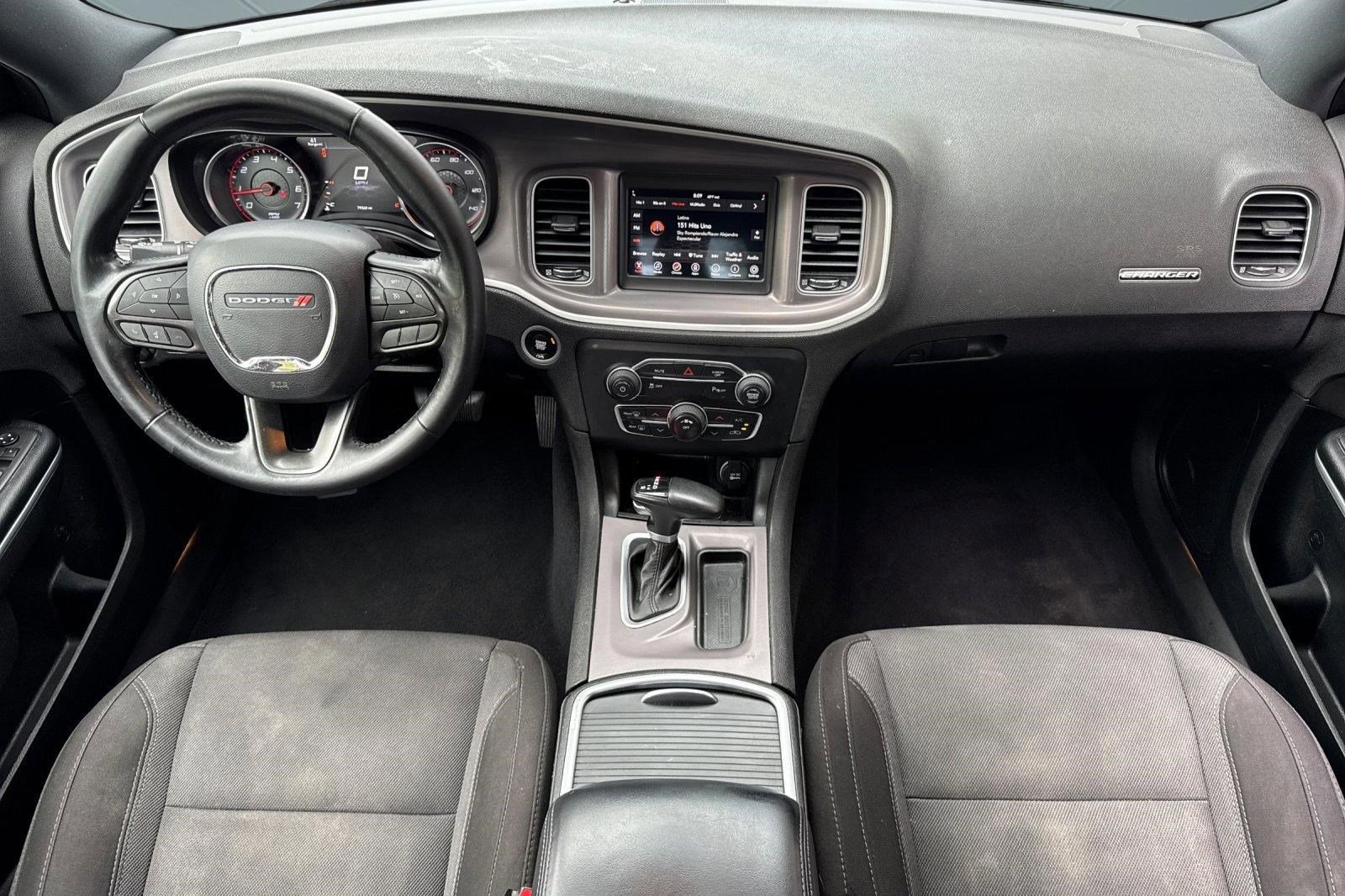 Used 2022 Dodge Charger SXT RWD image 15