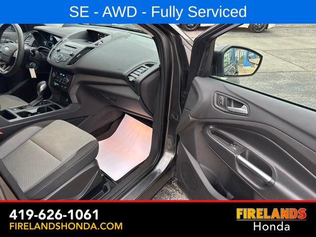 Used 2018 Ford Escape SE AWD/4WD image 35