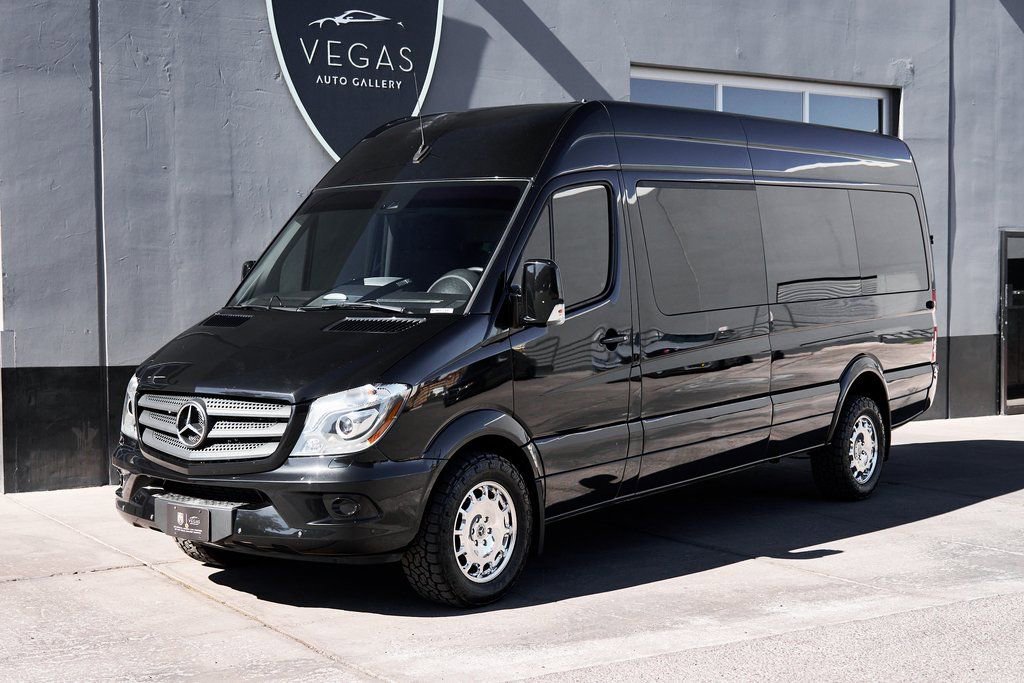 Used 2017 Mercedes-Benz Sprinter 3500 image 5