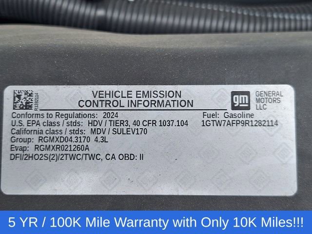 Used 2024 GMC Savana 2500 w/ Driver Convenience Package RWD image 17