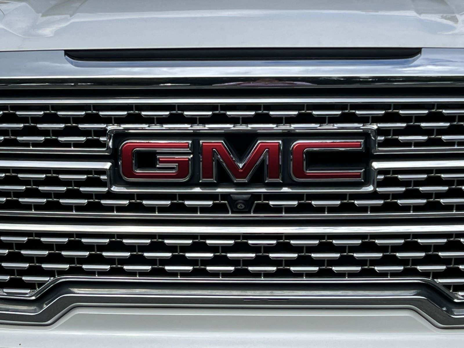 Used 2020 GMC Sierra 1500 Denali w/ Denali Ultimate Package AWD/4WD image 12