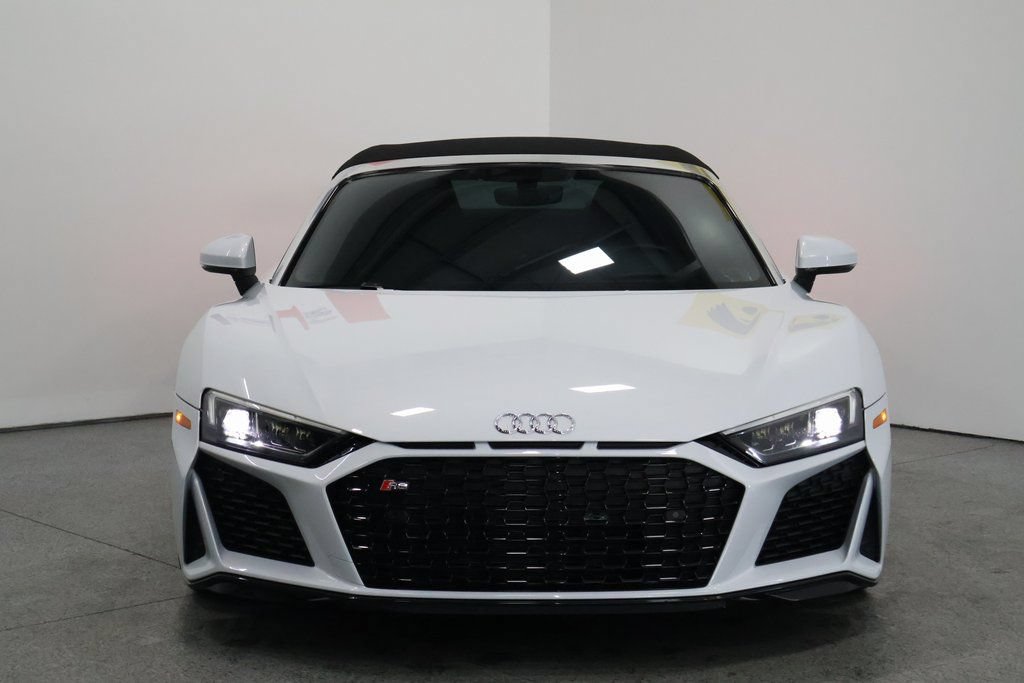 Used 2021 Audi R8 V10 w/ Premium Package RWD image 7