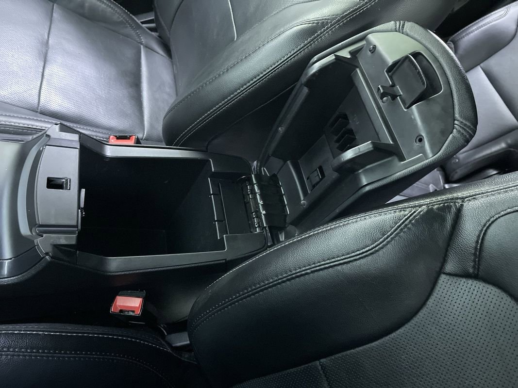 Used 2017 Ford Explorer Limited image 26