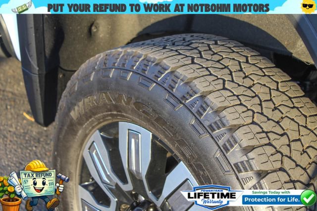 Used 2024 GMC Sierra 3500 Denali w/ Denali Reserve Package image 13