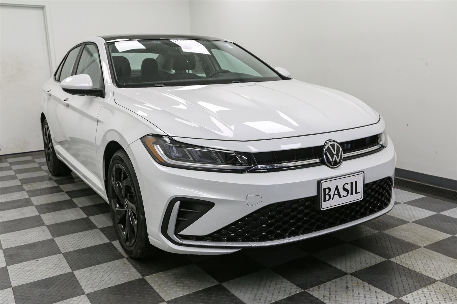 New 2025 Volkswagen Jetta SE video 2