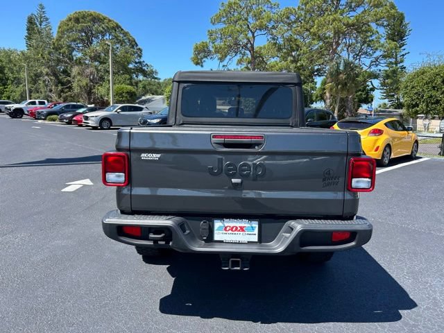 Used 2022 Jeep Gladiator Sport AWD/4WD image 5
