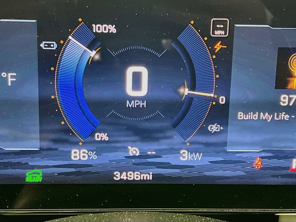 New 2026 Chevrolet Equinox EV LT FWD image 12