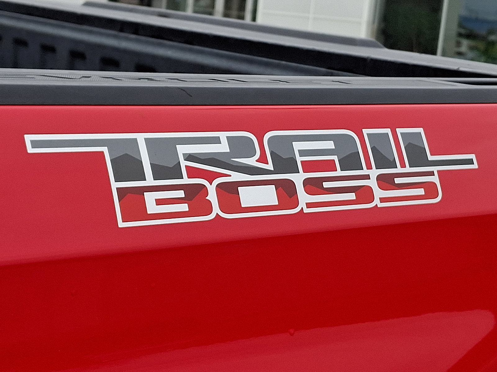 Used 2021 Chevrolet Silverado 1500 LT Trail Boss w/ Safety Package AWD/4WD image 31