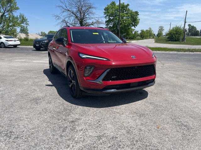 New 2025 Buick Envision Sport Touring image 4