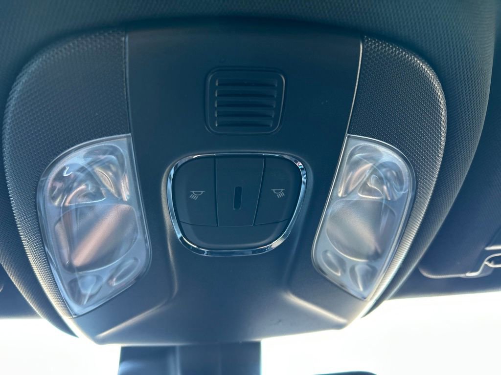 New 2026 Jeep Compass Latitude AWD/4WD image 34