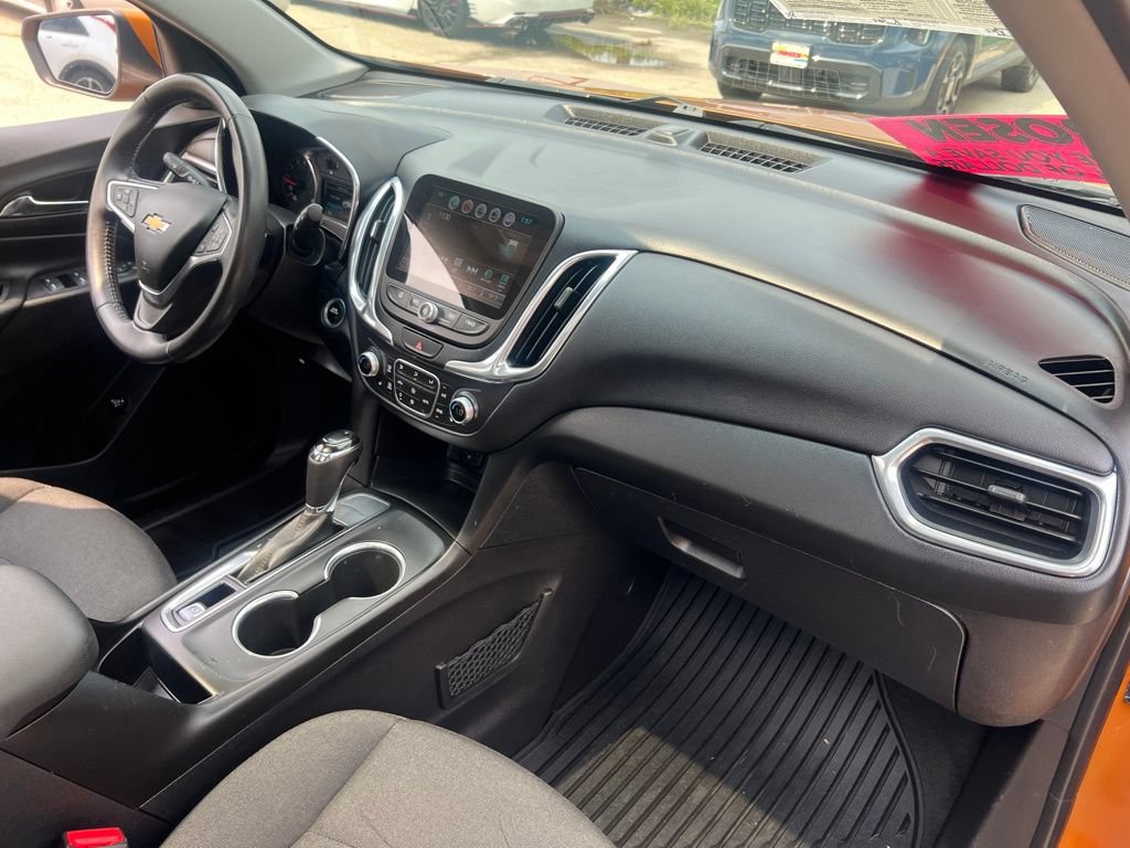Used 2018 Chevrolet Equinox LT w/ Sun & Infotainment Package FWD image 22