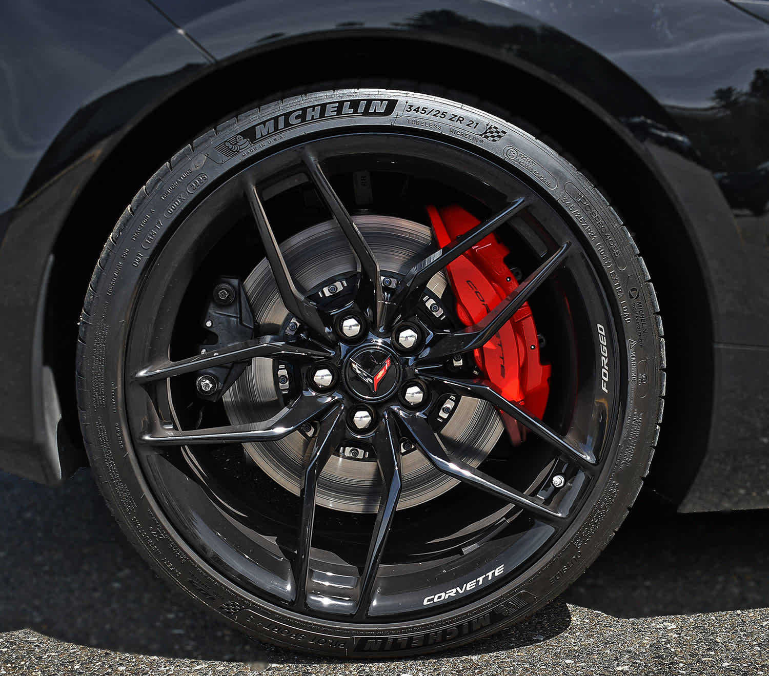 Used 2025 Chevrolet Corvette Z06 RWD image 45