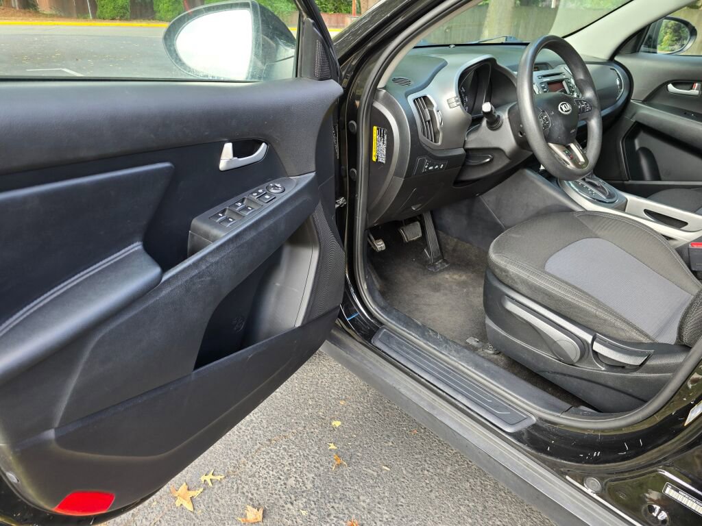 Used 2014 Kia Sportage LX image 20