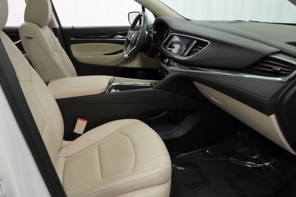 Used 2023 Buick Enclave Essence w/ Experience Buick Package AWD/4WD image 31