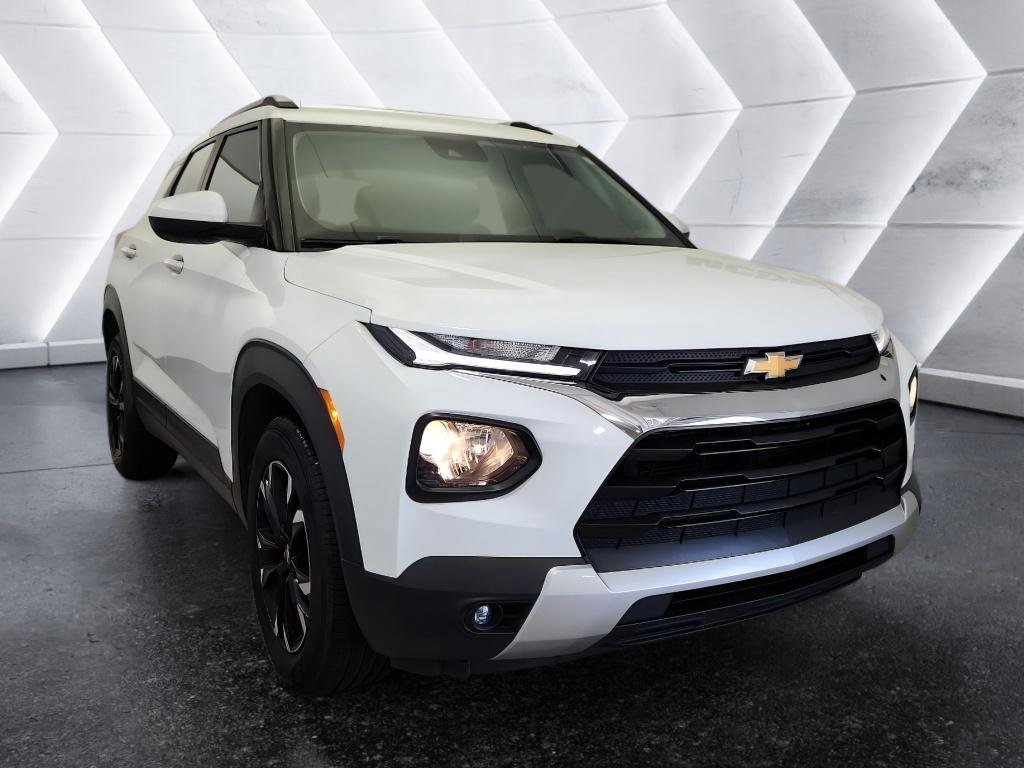 Used 2023 Chevrolet TrailBlazer LT FWD image 1