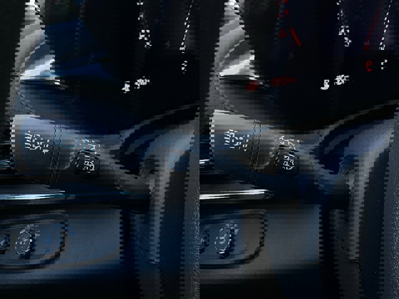 Used 2025 Buick Envista Preferred image 35