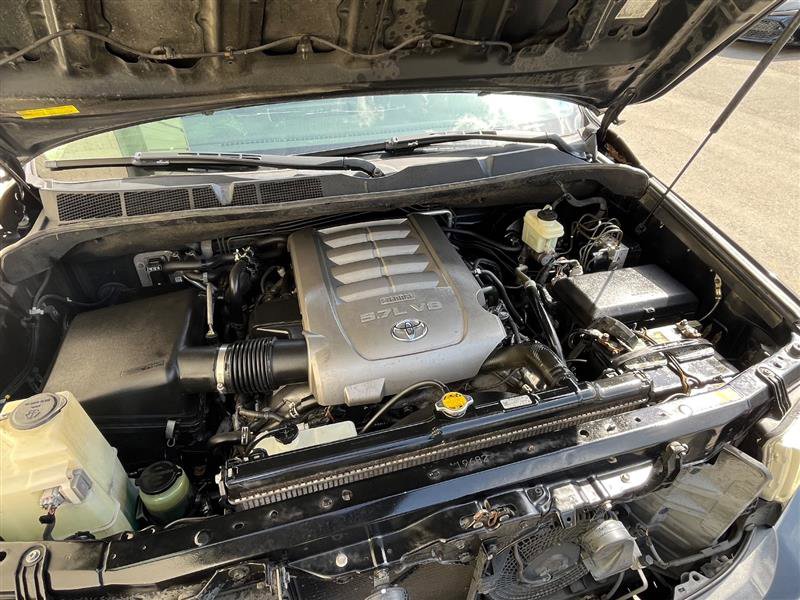 Used 2010 Toyota Sequoia Platinum image 22