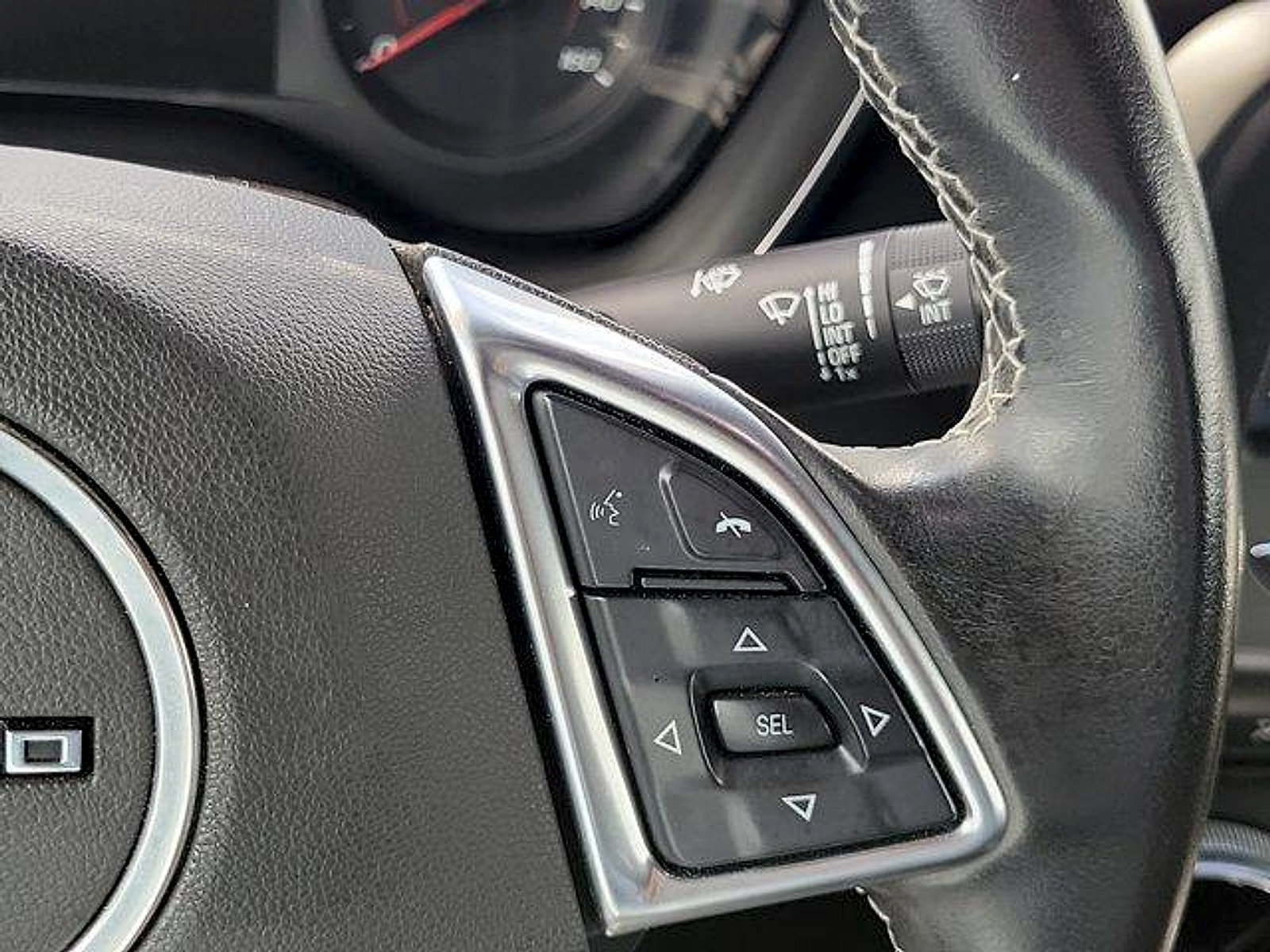 Used 2017 Chevrolet Camaro LS RWD image 21