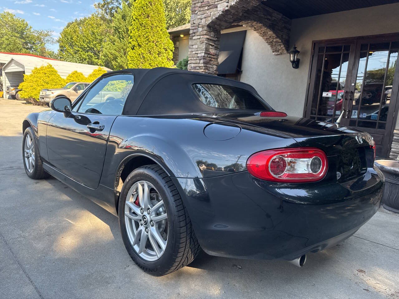 Used 2014 MAZDA MX-5 Miata Sport RWD image 3