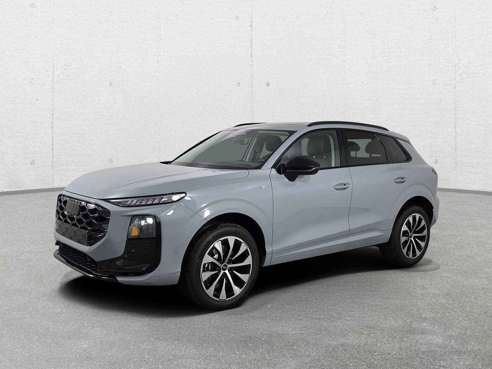New 2026 Audi Q3 quattro 2.0T AWD/4WD image 3