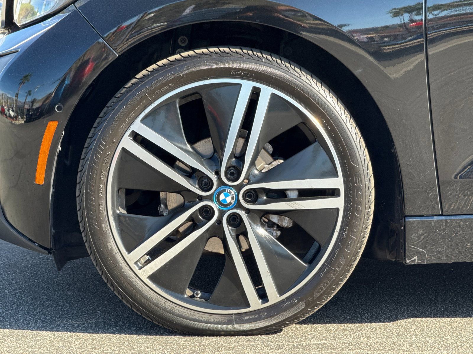 Used 2017 BMW i3 94Ah w/Range Extender image 25