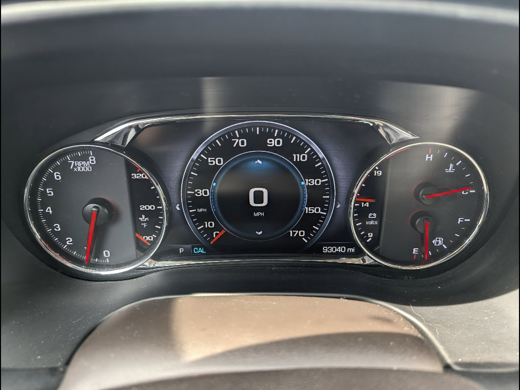 Used 2017 GMC Acadia Denali w/ Technology Package AWD/4WD image 2