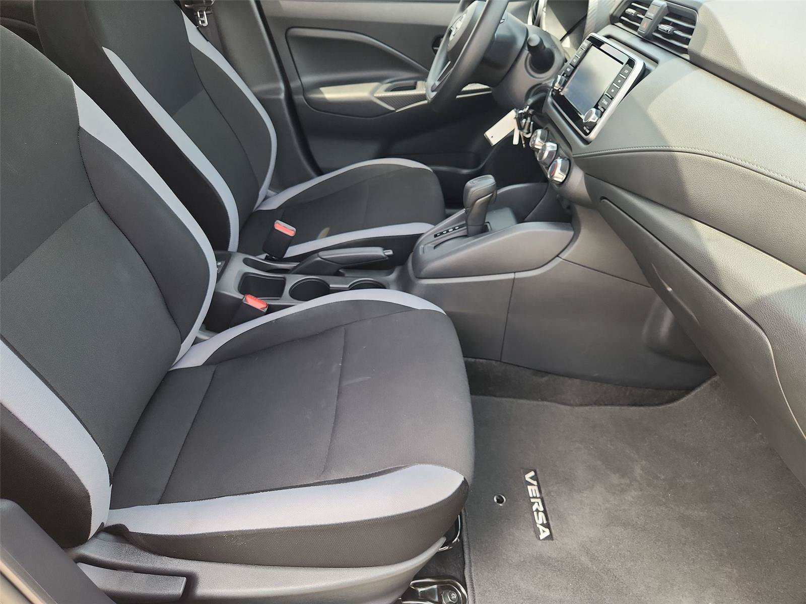 Used 2025 Nissan Versa S w/ S Plus Package FWD image 24