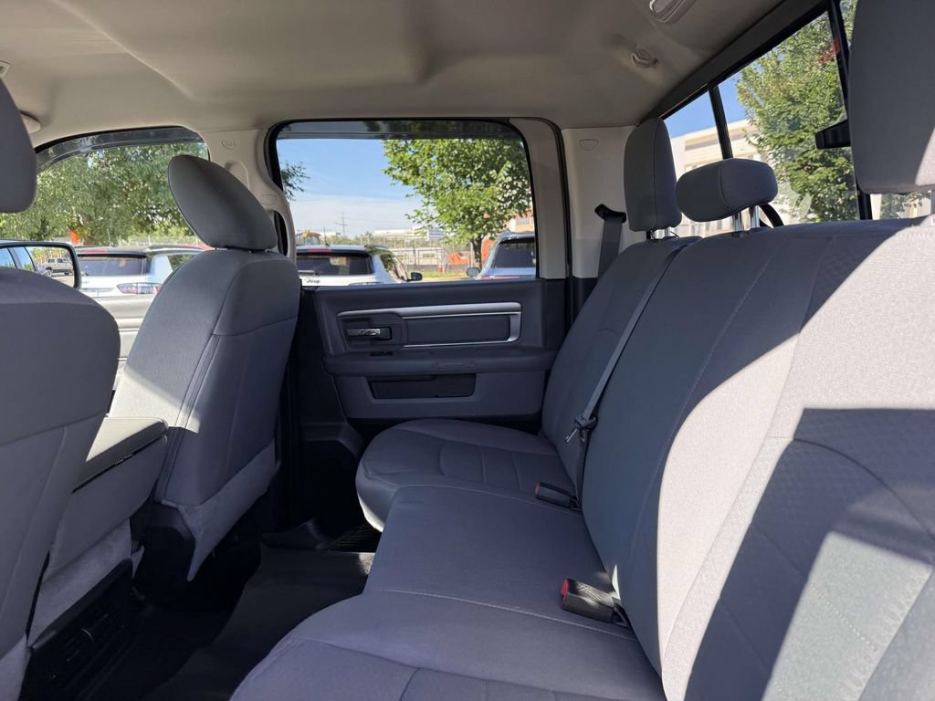 Used 2019 RAM 1500 Classic SLT AWD/4WD image 16