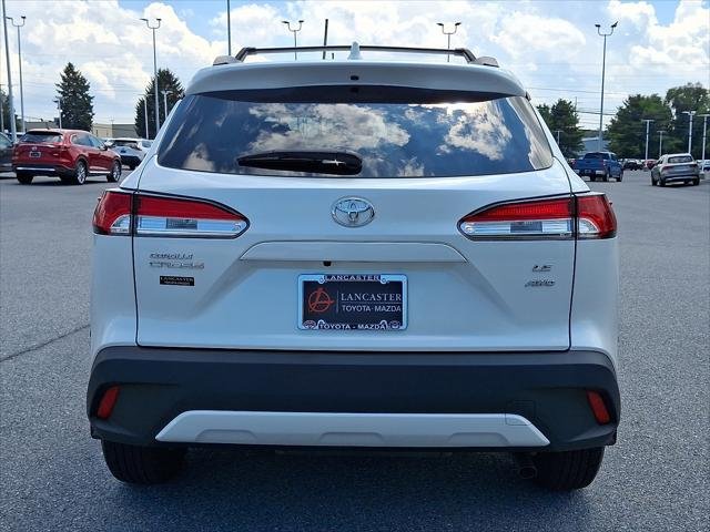 Certified 2022 Toyota Corolla Cross LE w/ Moonroof Package AWD/4WD image 37