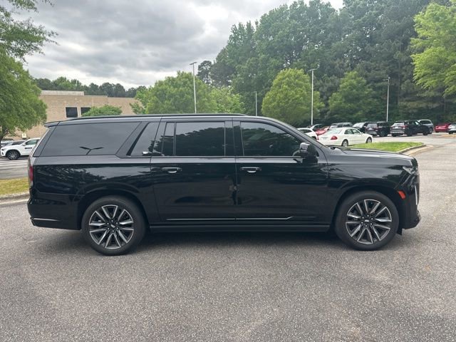 Used 2021 Cadillac Escalade ESV Sport w/ Driver Assist Tech Package AWD/4WD image 4