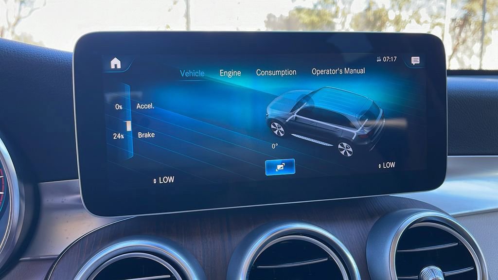 Used 2022 Mercedes-Benz GLC 300 image 19