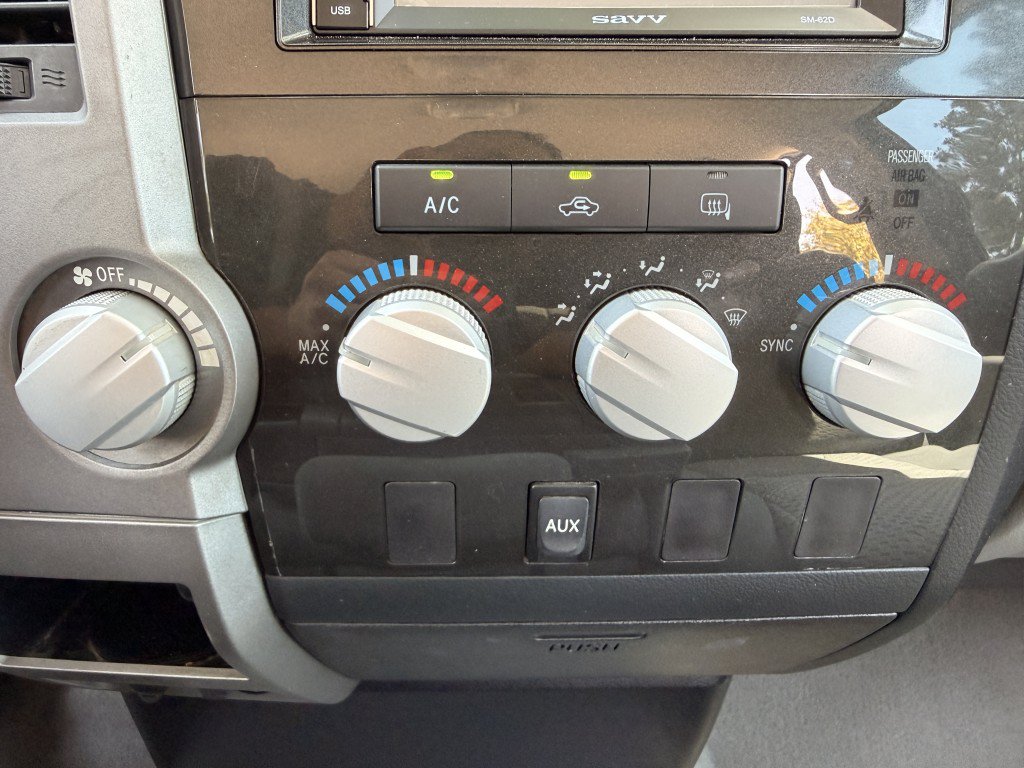 Used 2011 Toyota Tundra 4x4 Double Cab w/ Tow Pkg image 25