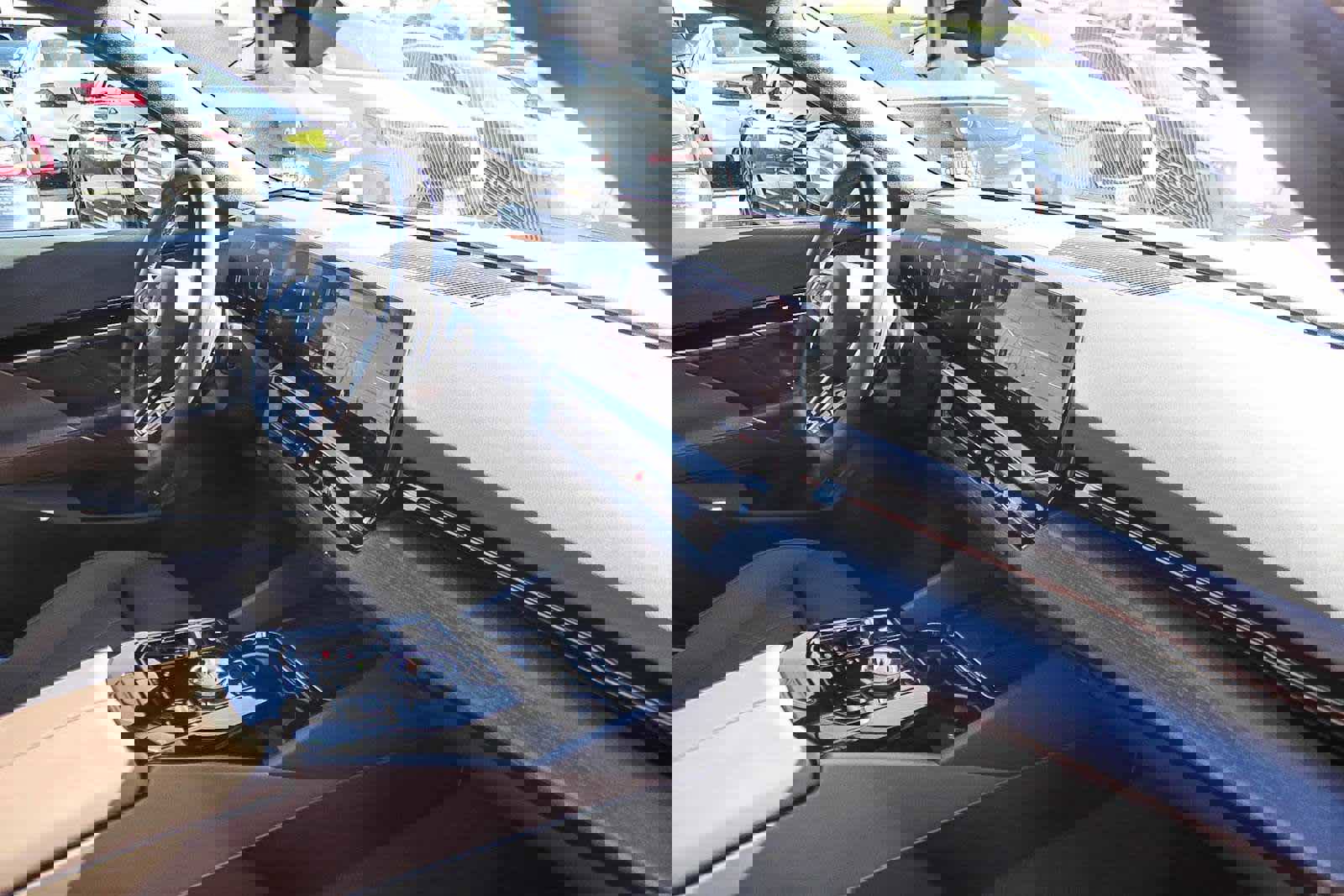 Used 2025 BMW 530i w/ M Sport Package image 16