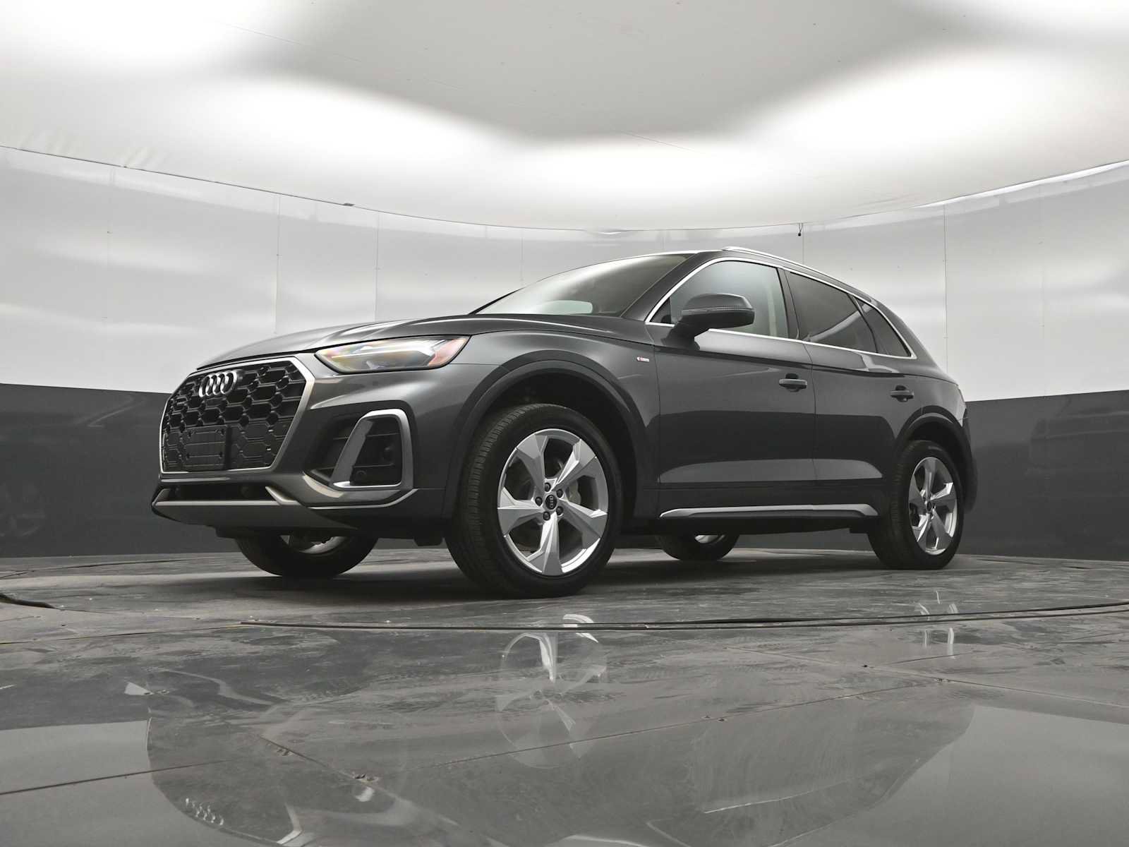 Used 2022 Audi Q5 2.0T Premium Plus w/ Premium Plus Package AWD/4WD image 34