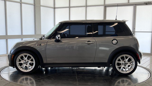 Used 2004 MINI Cooper S FWD image 4