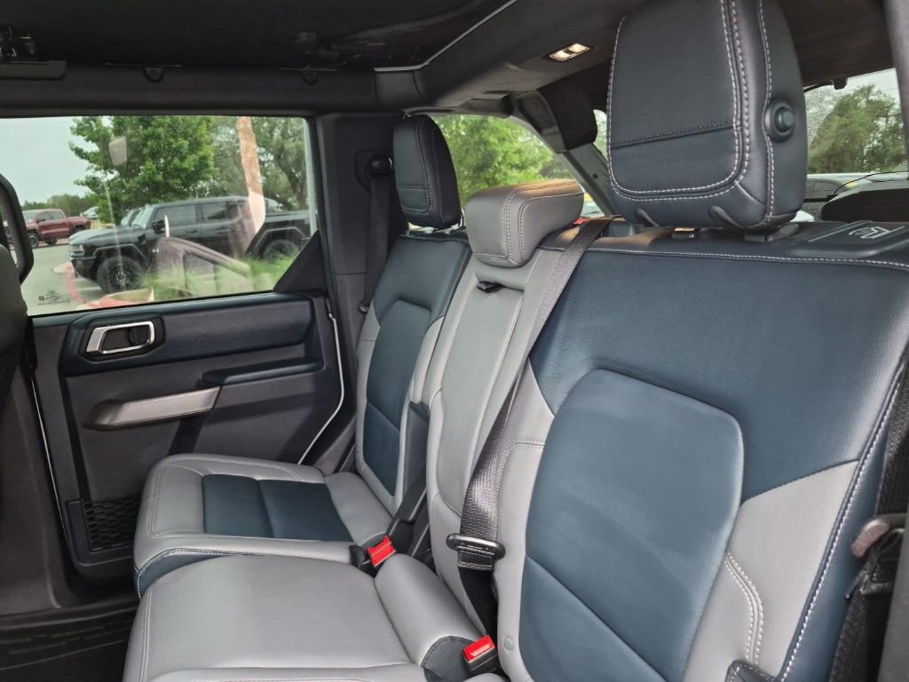 Used 2023 Ford Bronco Outer Banks image 20