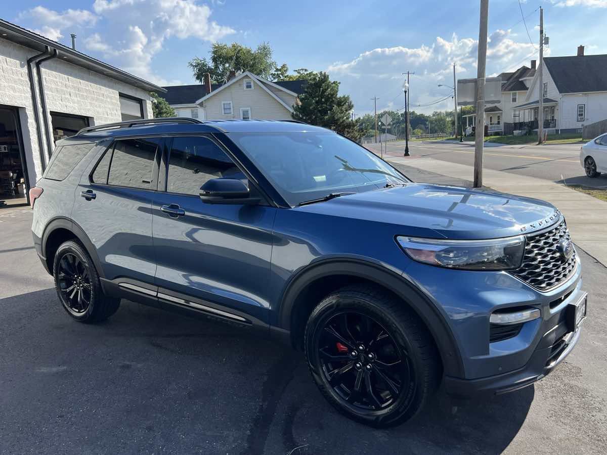 Used 2020 Ford Explorer ST w/ Premium Technology Package image 6