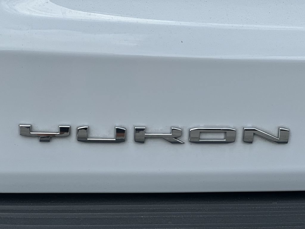 Certified 2023 GMC Yukon SLT w/ SLT Premium Package AWD/4WD image 31