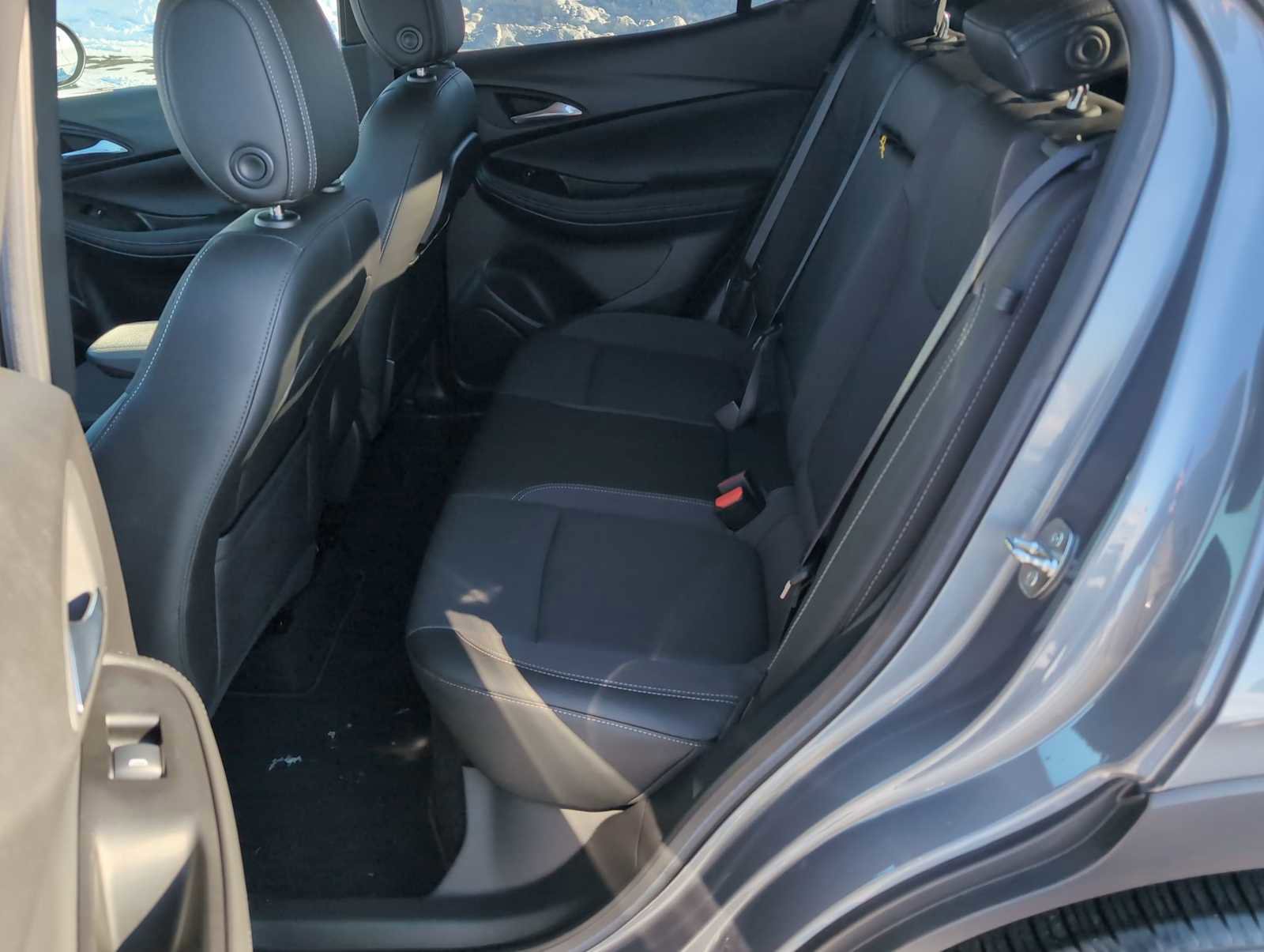 Used 2022 Buick Encore GX Select image 23