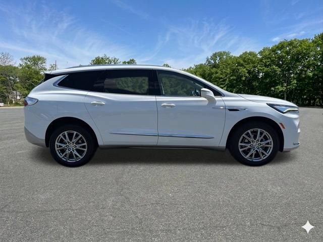 Used 2023 Buick Enclave Premium w/ Experience Buick Package AWD/4WD image 10